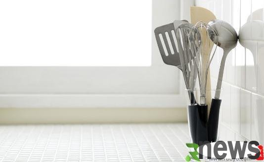 Cleaning tips for kitchen utensils