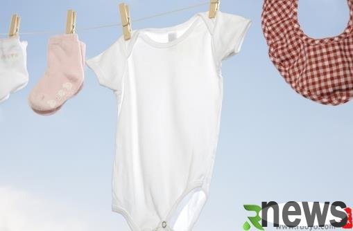 Can clothes be cleaned if they are stained with latex paint?