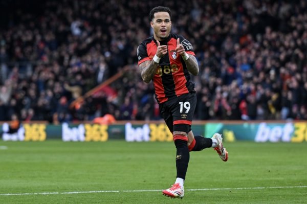 Skira: Leverkusen is interested in Cruivet Jr., and some Premier League clubs are also in contact with him