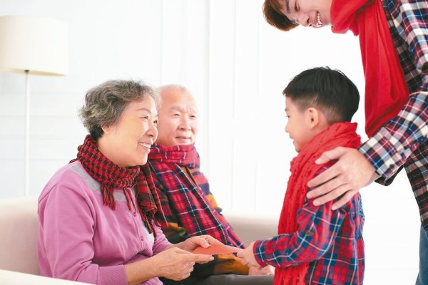 What should I give to the elders when I give gifts to the New Year? Nutritionists recommend 6 types, dark chocolate is also one of the healthiest super foods