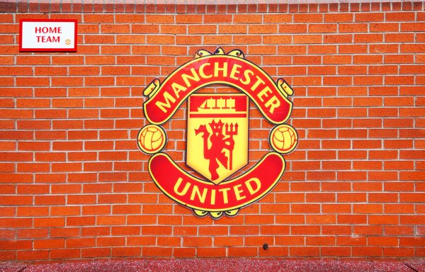 Post: Manchester United s entire team arrived in Chicago, the local temperature exceeded 32 degrees & somatosensory temperature may reach 46 degrees