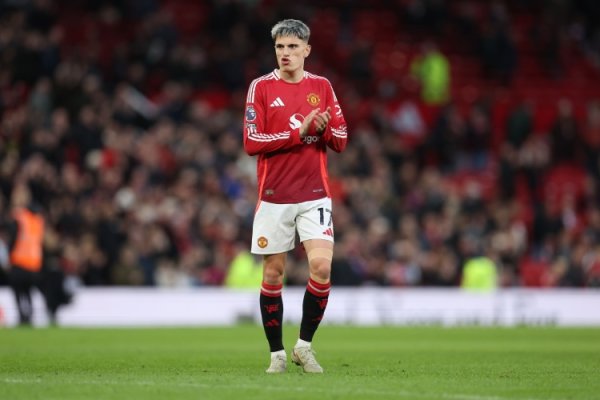 Thames: Chelsea holds active talks with Manchester United and is now close to signing Garnacho