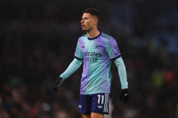I can t sell it if I want to sell it! Post: The Gunners want to sell Martinelli for 60 million, and other teams spend up to 40 million