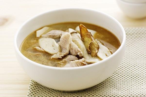 Sesame oil cooking 3 tips! Does boiled sesame oil chicken have a bitter taste? Sauce sesame oil ginger tablets so much more nourishing!