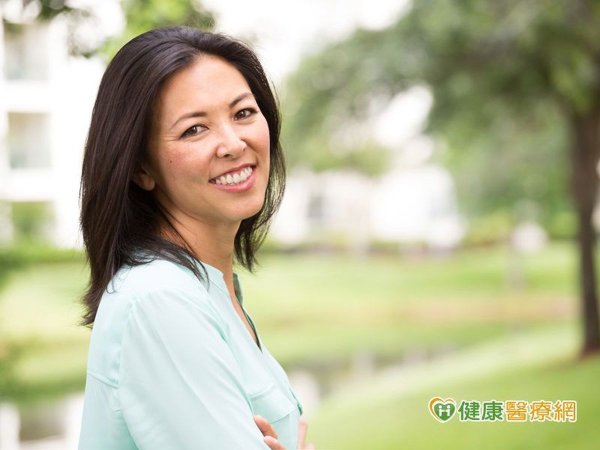 Hot and tide red, sweating... Do you need to supplement the hormone reduction?