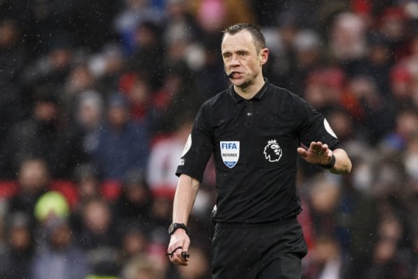 Premier League 5th round referee: Atwell enforces law, Arsenal vs. Manchester City, Banks plays Manchester United vs. Blues