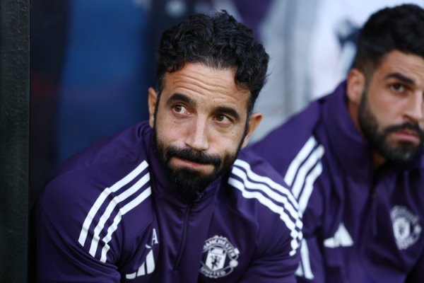 Mirror: Manchester United executives talked with some players, and the feedback they received was that the players still supported Amorin