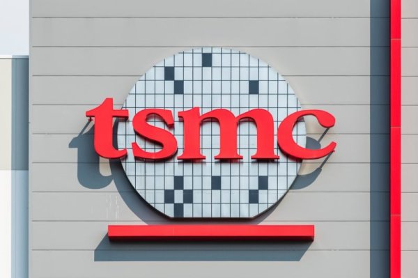 TSMC hit a new sky-high price of NT$1,460, and the Taiwan stock market hit a new high of 27,500 points