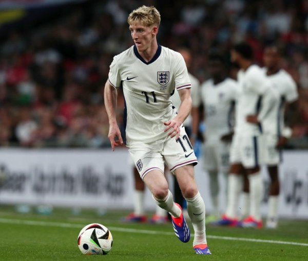 Byrne: Gordon wasn t happy with us playing American songs in the dressing room, he said it wasn t a good sign