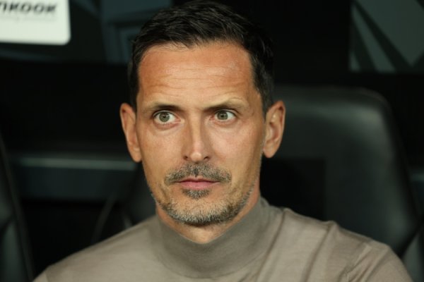 Frankfurt coach: I didn’t contact Ekitic before the game. Liverpool’s 4-game losing streak was just a lack of luck.