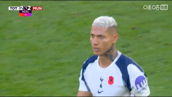 The script repeated itself 😅 Richarlison was once stunned by Jota s winning goal, but today he scored and De Ligt equalized in seconds